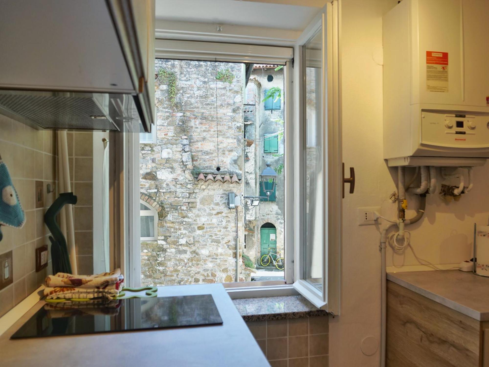 Casa Vianella - Romantico Monolocale Per Vivere Come Una Volta Grado Ngoại thất bức ảnh