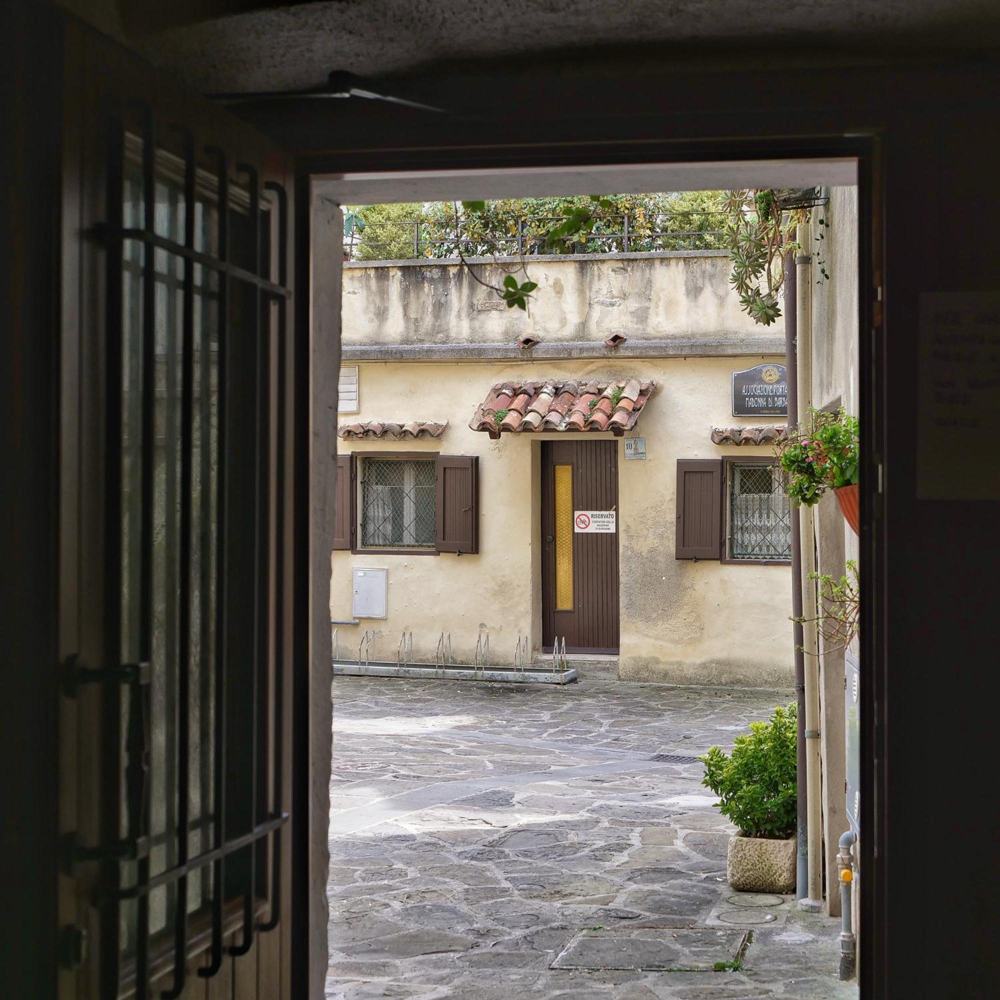 Casa Vianella - Romantico Monolocale Per Vivere Come Una Volta Grado Ngoại thất bức ảnh